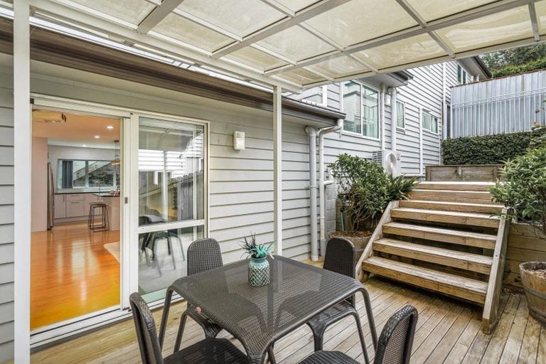 Photo of property in 676a East Coast Road, Pinehill, Auckland, 0630