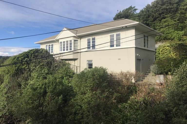 Photo of property in 1 Pahia Street, Roseneath, Wellington, 6021