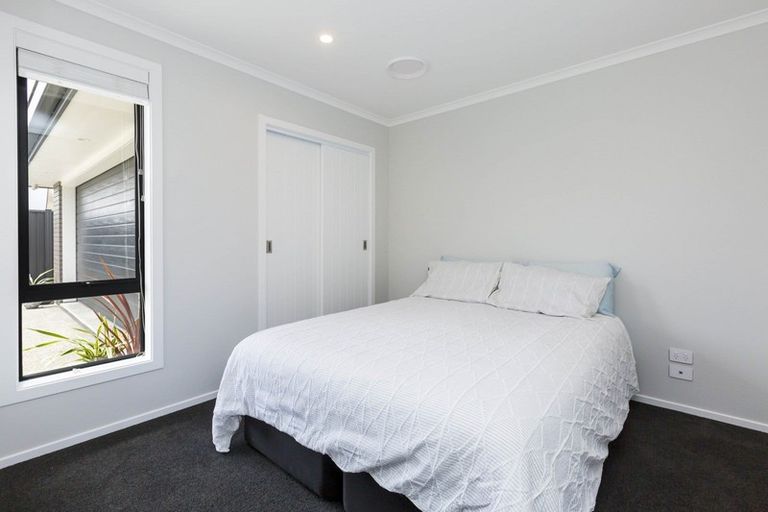 Photo of property in 27 Salisbury Crescent, Wallaceville, Upper Hutt, 5018