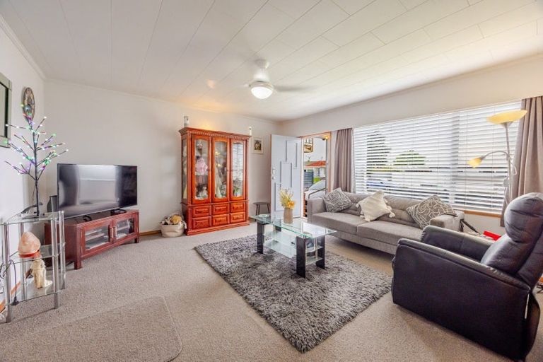 Photo of property in 10 Ashcroft Street, Pirimai, Napier, 4112