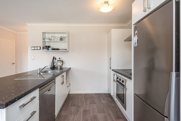 Photo of property in 32 Cumnor Terrace, Woolston, Christchurch, 8023