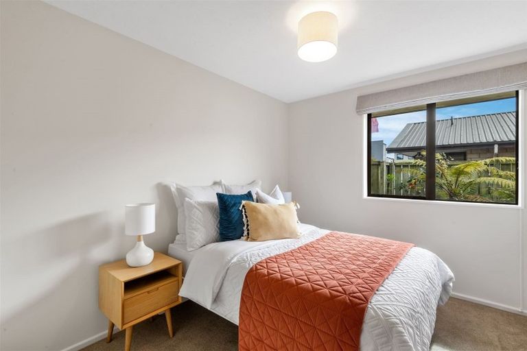 Photo of property in 2/260 Lincoln Road, Addington, Christchurch, 8024