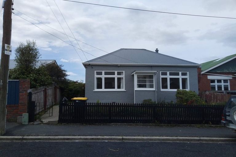 Photo of property in 18 Josephine Street, Caversham, Dunedin, 9012