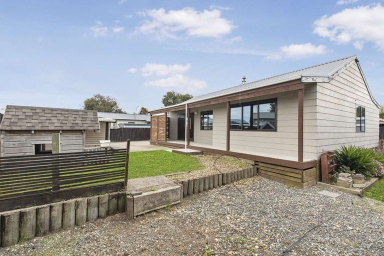 Photo of property in 35b Hartford Avenue, Papamoa Beach, Papamoa, 3118
