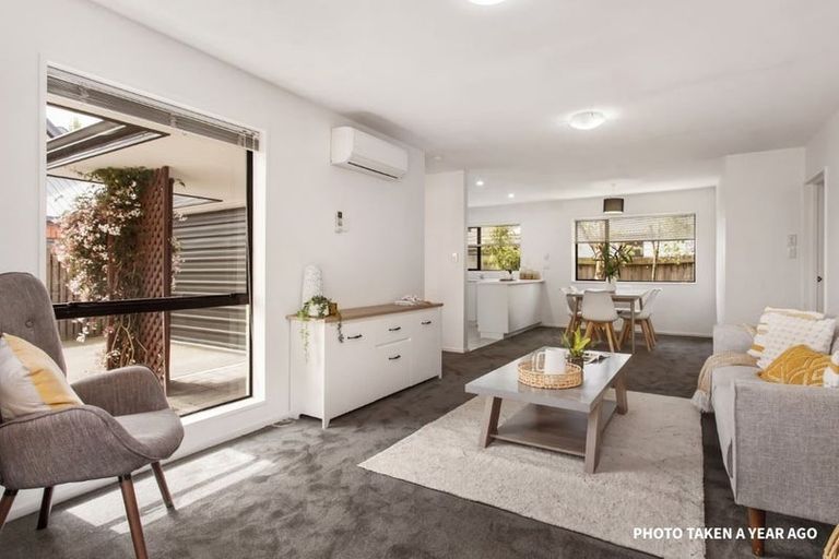 Photo of property in 2/30 Lees Road, Strowan, Christchurch, 8052