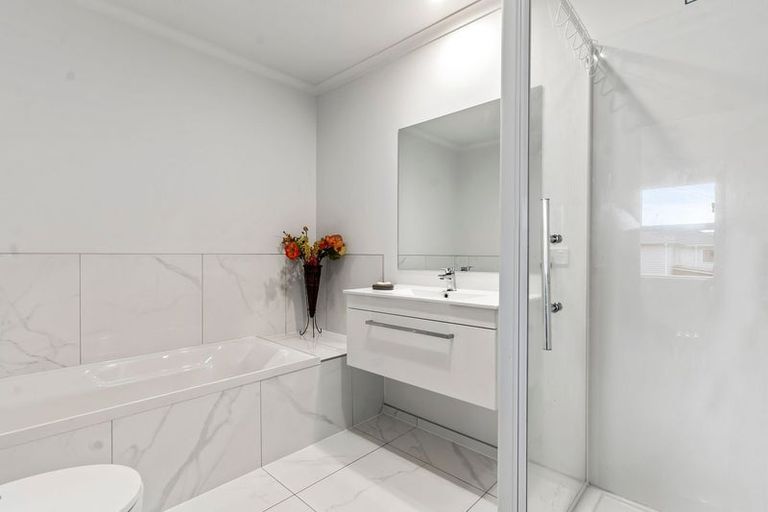 Photo of property in 20 Rere Close, Takanini, 2112