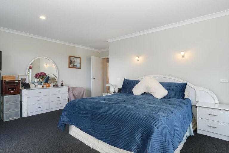 Photo of property in 19 Bryan Gallagher Place, Welcome Bay, Tauranga, 3175