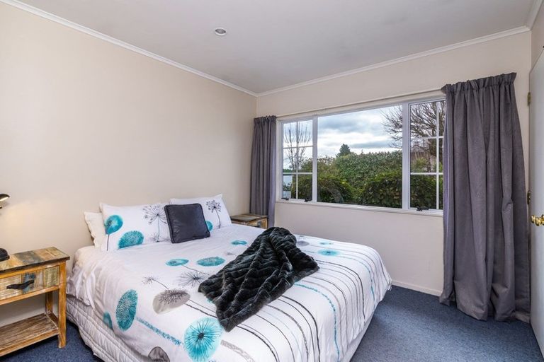 Photo of property in 2/12 Parata Street, Two Mile Bay, Taupo, 3330
