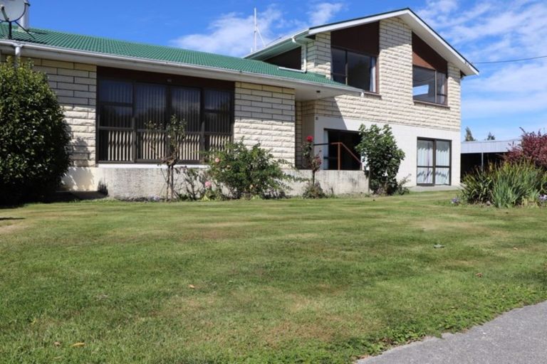 Photo of property in 40 Kent Street, Riversdale, 9776