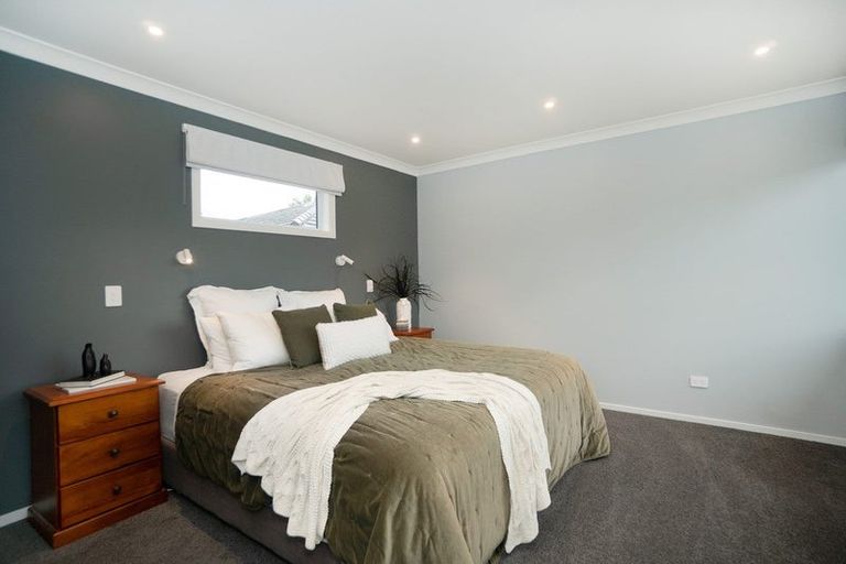 Photo of property in 7 Sovereign Court, West End, Palmerston North, 4410