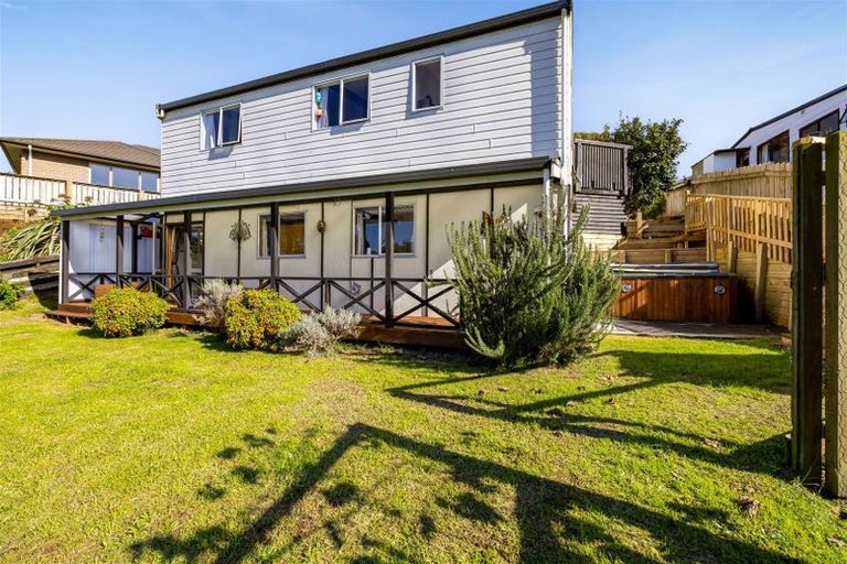 Photo of property in 14 Antonia Place, Bell Block, New Plymouth, 4312