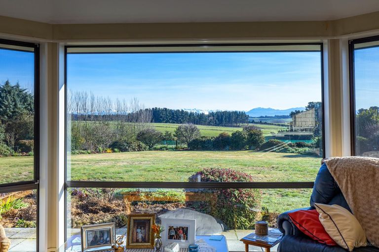 Photo of property in 108 Spur Road, Hadlow, Timaru, 7975