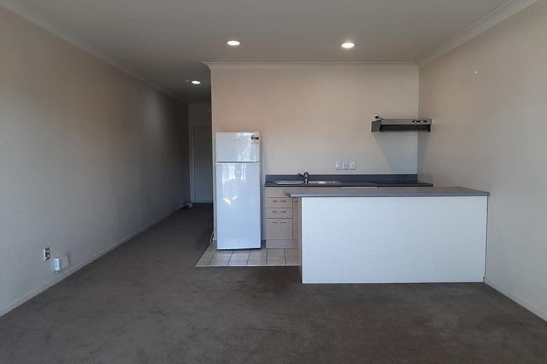 Photo of property in 214/3 Morningside Drive, Morningside, Auckland, 1025