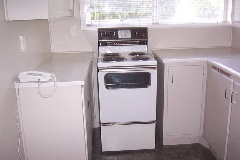 Photo of property in 1/43 Wolsley Avenue, Milford, Auckland, 0620