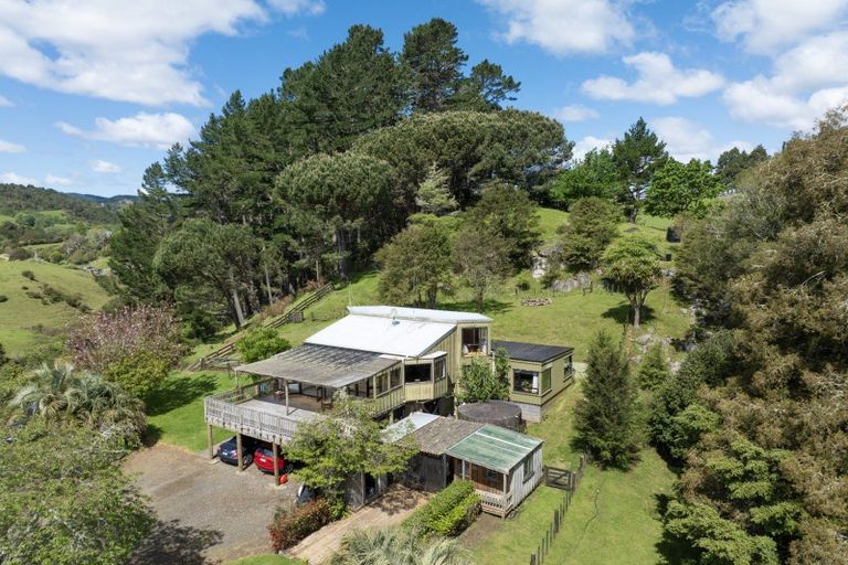 Photo of property in 2846 Hunua Road, Hunua, Papakura, 2583