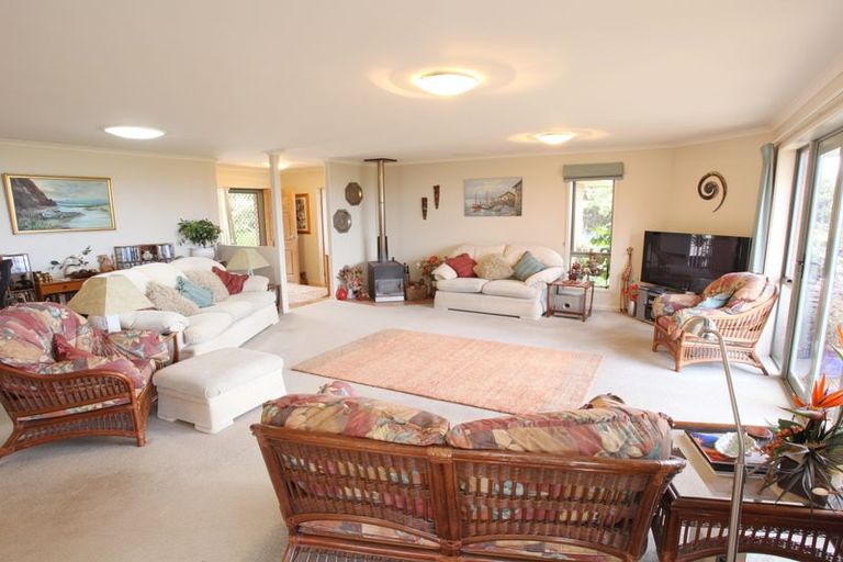 Photo of property in 112c Newton Road, Raglan, Te Mata, 3894