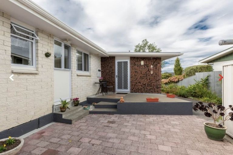 Photo of property in 24 O'dowd Road, Taradale, Napier, 4112