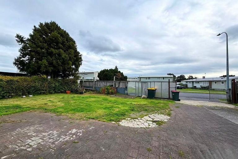 Photo of property in 16 Vickerman Street, Otara, Auckland, 2023