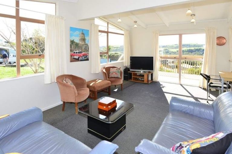Photo of property in 15 Everard Avenue, Army Bay, Whangaparaoa, 0930