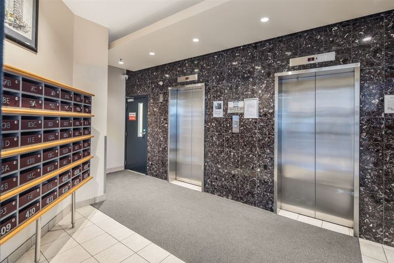 Photo of property in Terrace Heights Apartments, 5f/163 The Terrace, Wellington Central, Wellington, 6011