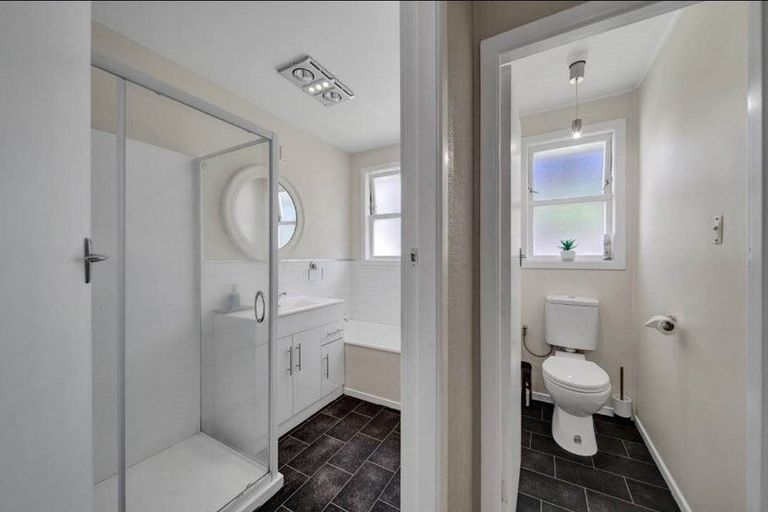 Photo of property in 10 Taunton Place, Lynmouth, New Plymouth, 4310