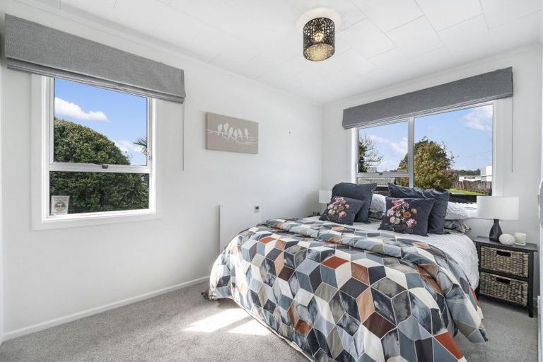 Photo of property in 3 Oraha Road, Huapai, Kumeu, 0810