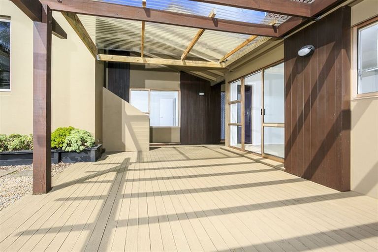 Photo of property in 14 Galaxy Drive, Mairangi Bay, Auckland, 0630