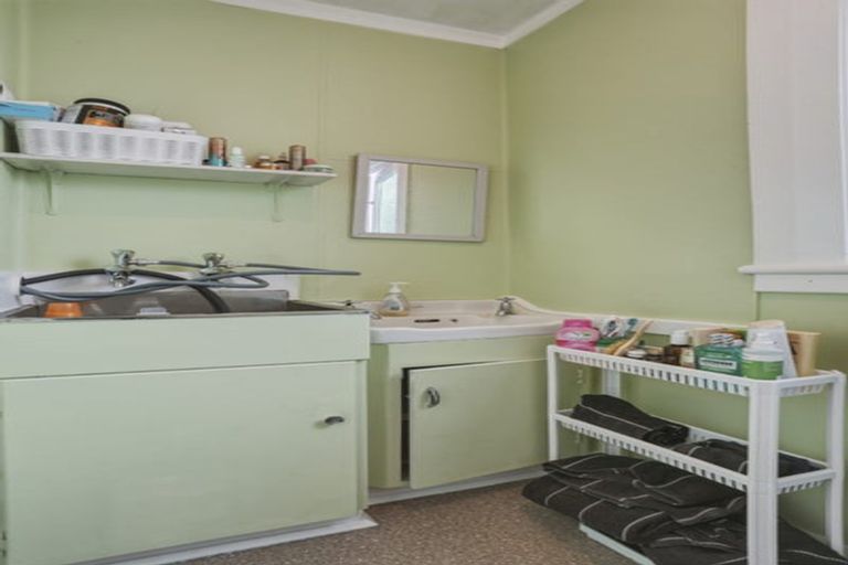 Photo of property in 64 Hazel Avenue, Caversham, Dunedin, 9012