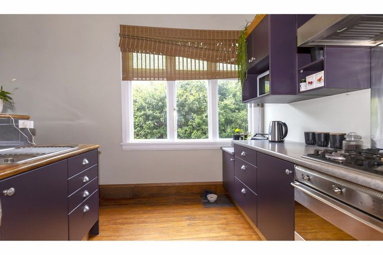 Photo of property in 10 Clifton Terrace, West End, Timaru, 7910