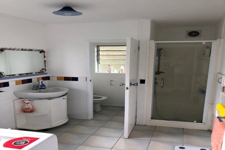 Photo of property in 8 Beacon Avenue, Campbells Bay, Auckland, 0630