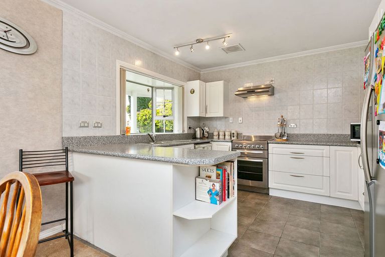 Photo of property in 108 Grey Street, Cambridge, 3434