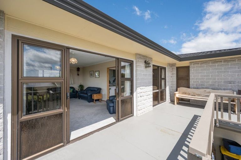 Photo of property in 8 Farnham Drive, Richmond, 7020