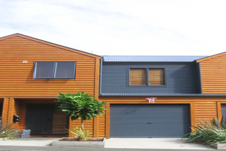 Photo of property in 215b Pembroke Road, Wilton, Wellington, 6012