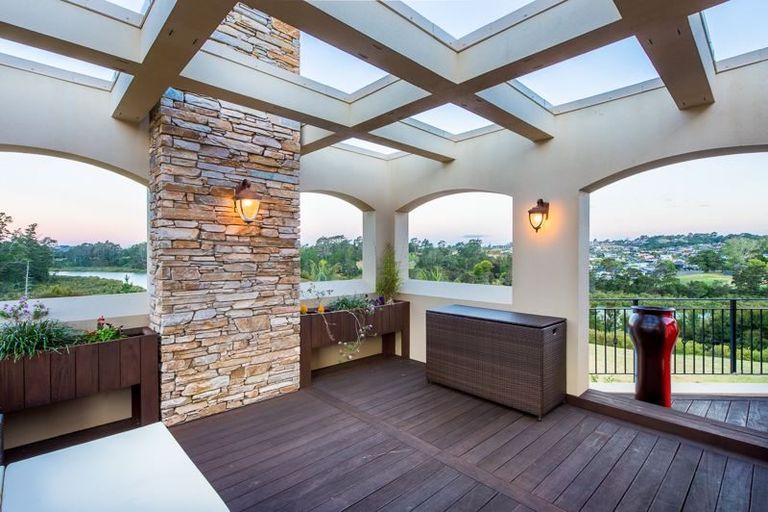 Photo of property in 249b Paremoremo Road, Lucas Heights, Auckland, 0632