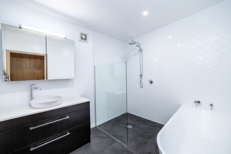 Photo of property in 16 East Taratahi Road, West Taratahi, Carterton, 5887