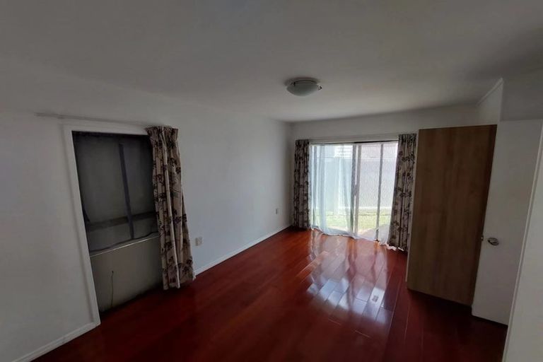 Photo of property in 40 Tudor Road, Henderson, Auckland, 0610