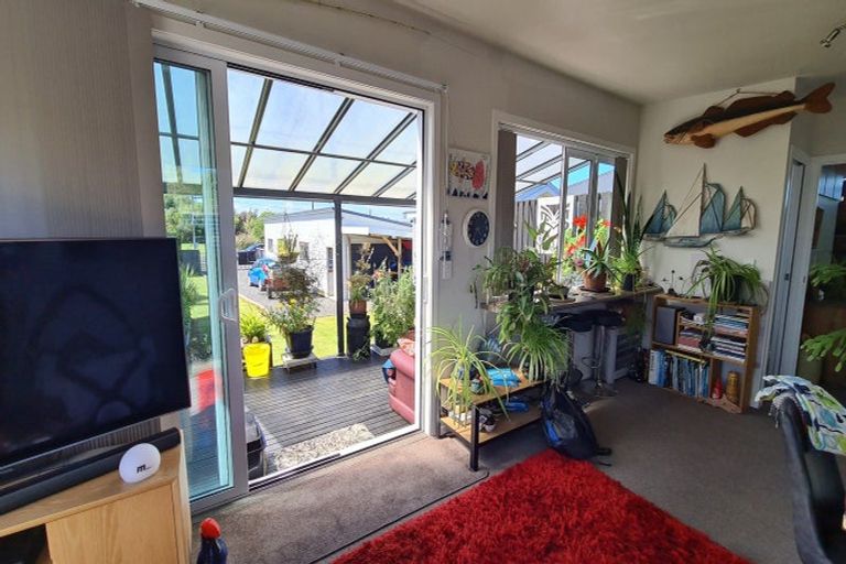 Photo of property in 11 Church Street, Riverton/aparima, Riverton, 9822