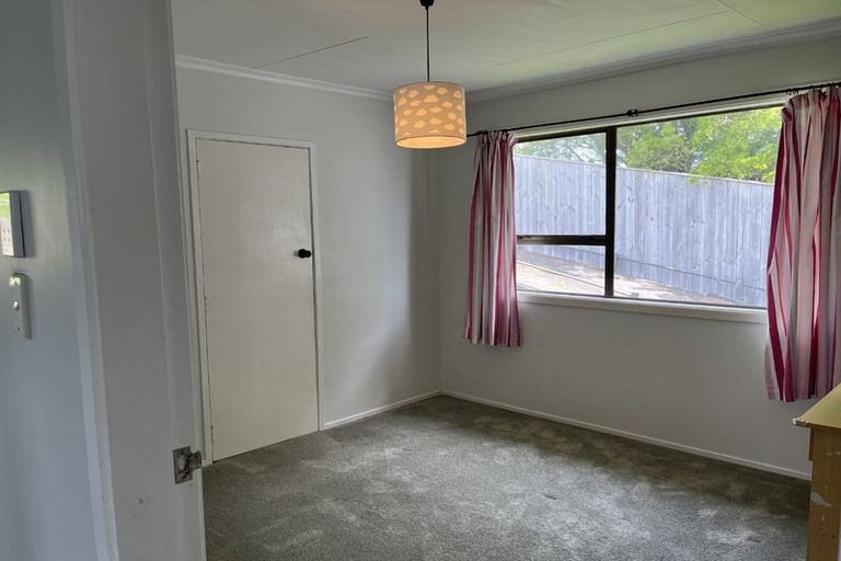 Photo of property in 3 Mount View Place, Spotswood, New Plymouth, 4310