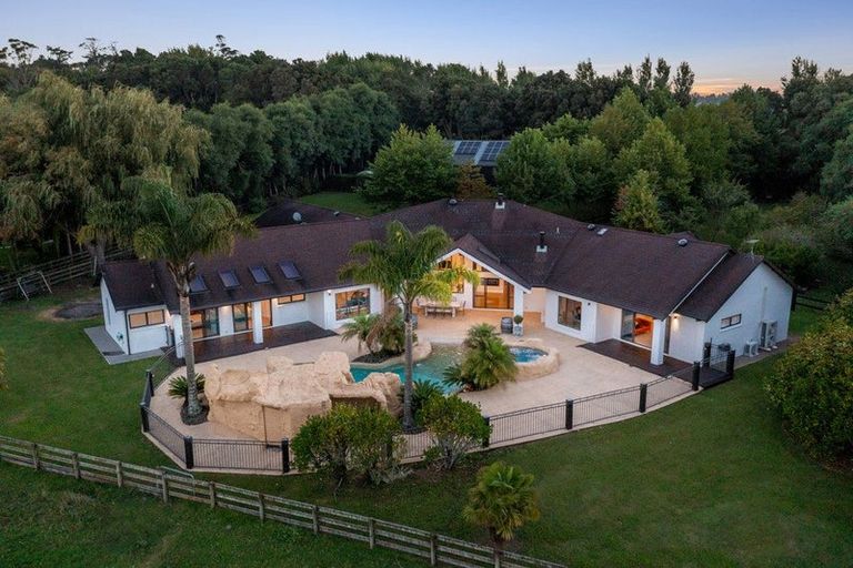 Photo of property in 224b Bawden Road, Dairy Flat, Albany, 0792