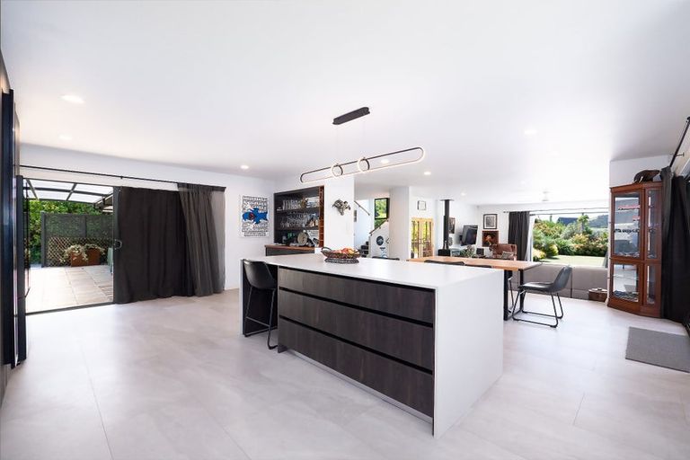 Photo of property in 28 Skudders Beach Road, Kerikeri, 0294