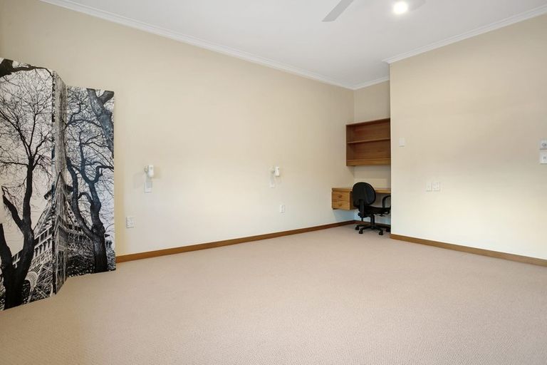 Photo of property in 1 Victoria Street, Cambridge, 3434