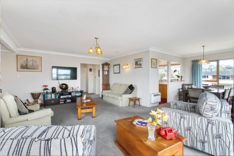 Photo of property in 1/89 Takutai Avenue, Half Moon Bay, Auckland, 2012