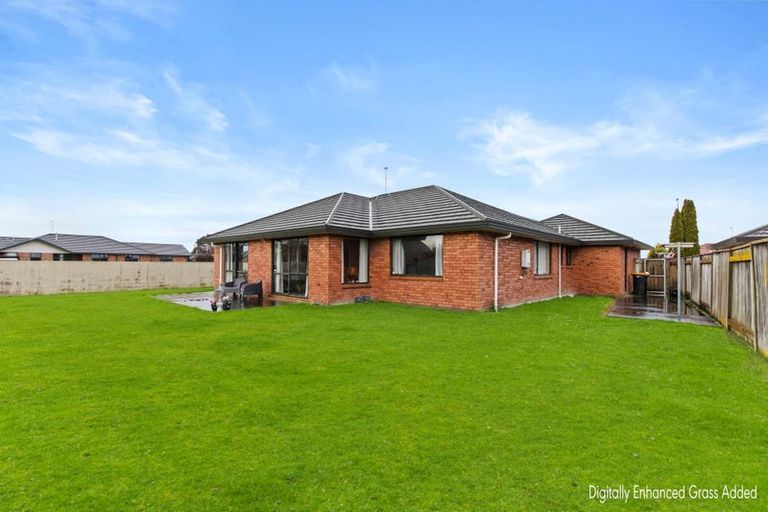 Photo of property in 2 Branigan Parade, Kelvin Grove, Palmerston North, 4414
