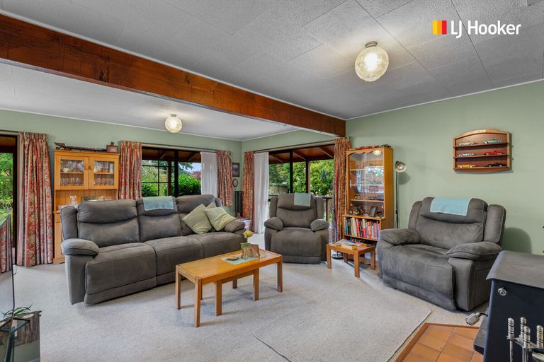 Photo of property in 16 Walton Park Avenue, Fairfield, Dunedin, 9018