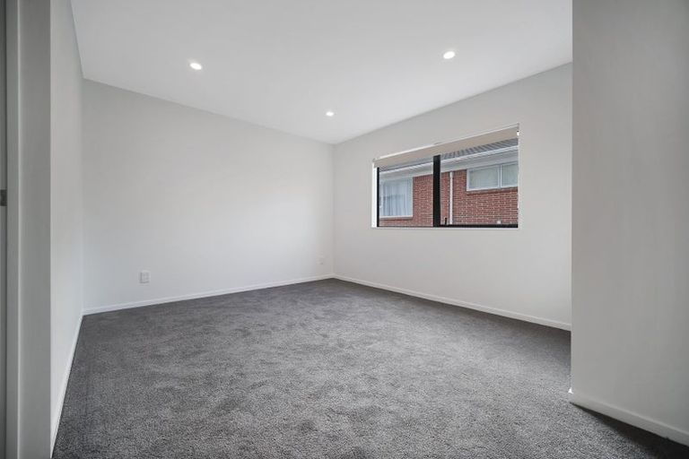 Photo of property in 62a Glenmore Road, Sunnyhills, Auckland, 2010
