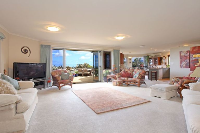 Photo of property in 112c Newton Road, Raglan, Te Mata, 3894