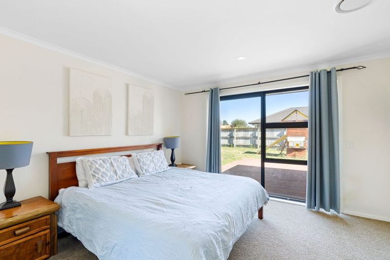 Photo of property in 23 Waipunahau Road, Waikanae, 5036