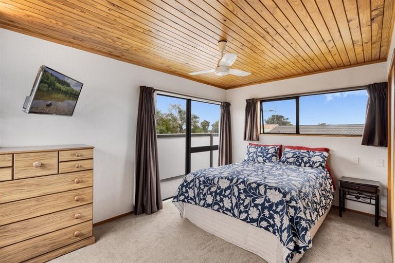 Photo of property in 15 Galway Place, Te Puke, 3119