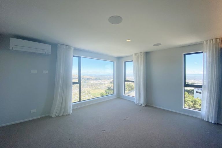 Photo of property in 15 Parkridge Place, Mount Pleasant, Christchurch, 8081