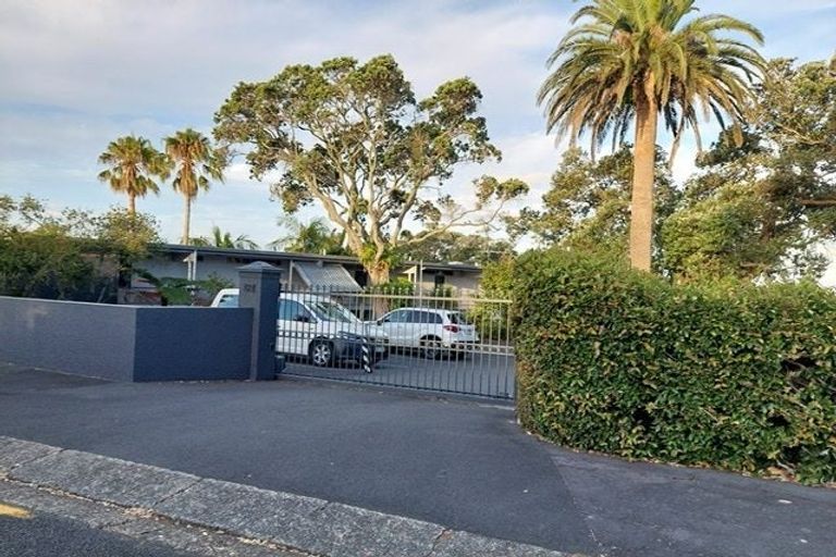 Photo of property in 17/67 Princes Street, Northcote Point, Auckland, 0627